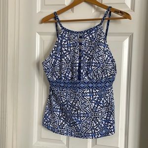 Women’s 24 in Ocean swimsuit new with tags adjustable straps